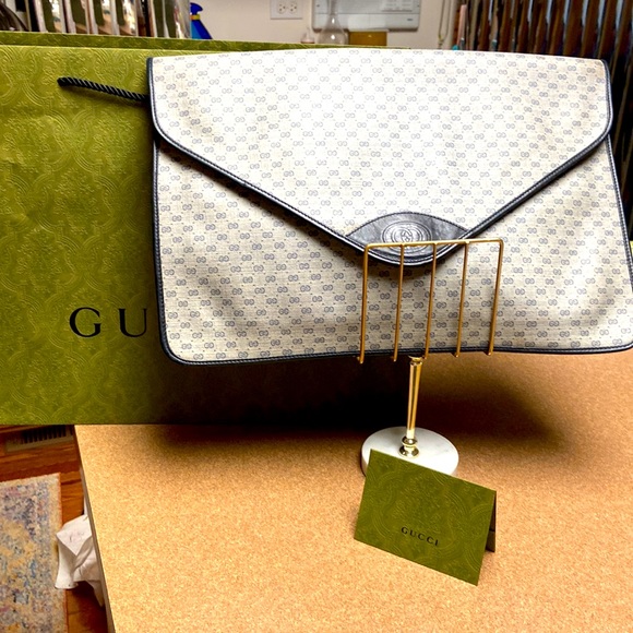 Gucci Vintage Portfolio Clutch Extra Large Clutch